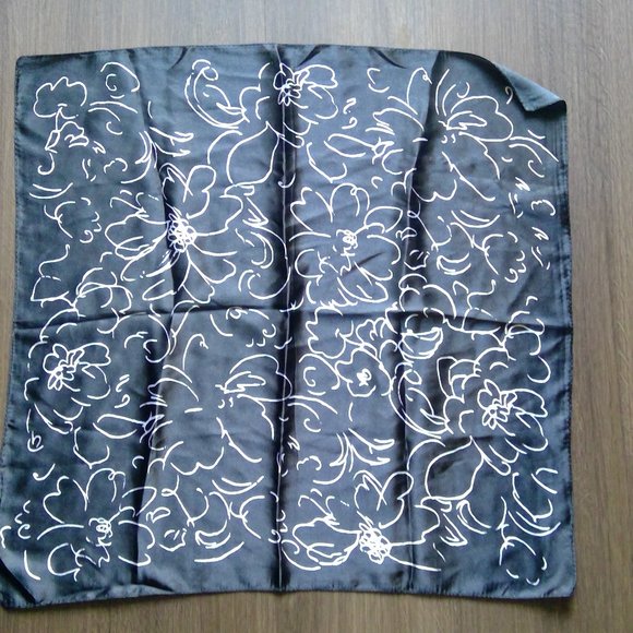 Scarf - Picture 2 of 2